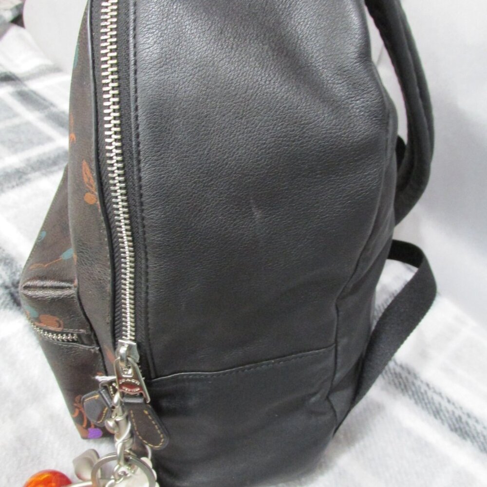 P90-Rare NWOT Coach Charlie Cherry Print Signature Backpack - Picture 10 of 10